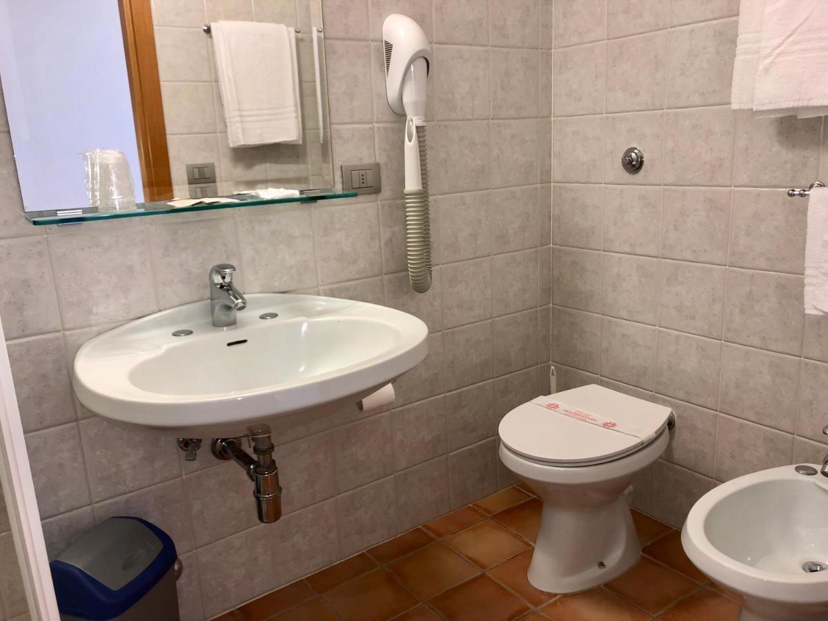 Hotel Di Rocco Loreto Aprutino Eksteriør billede
