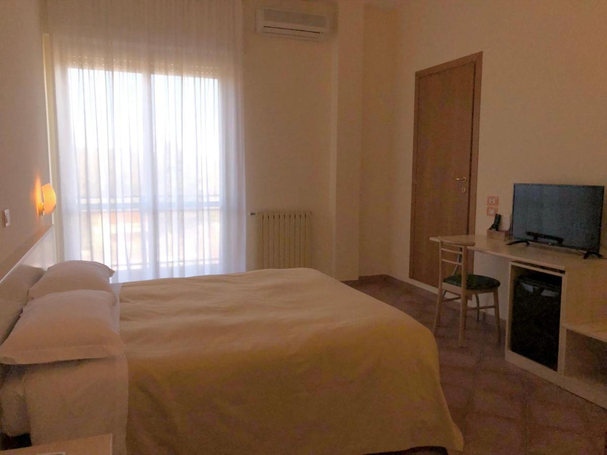 Hotel Di Rocco Loreto Aprutino Eksteriør billede