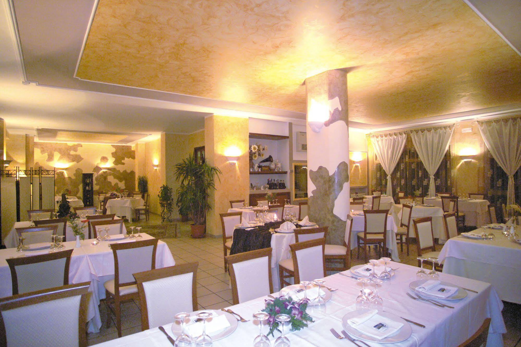 Hotel Di Rocco Loreto Aprutino Eksteriør billede